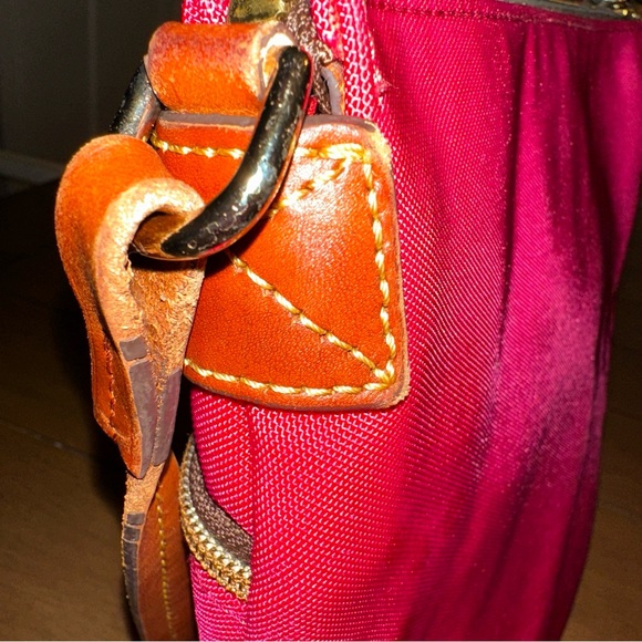 Dooney & Bourke Pink Nylon Crossbody Messenger Bag Pockets Brown Leather Straps - Picture 9 of 16
